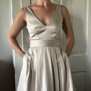 EUC White House/Black Market satin tea dress Sz 0